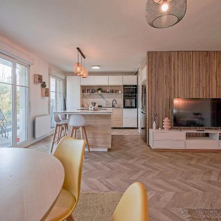 Emma - F3 Apartment With A Garden Монтеврен Экстерьер фото